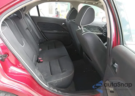 2011 Ford Fusion Se z USA, uszkodzony, nr VIN 3FAHP0HAXBR251113